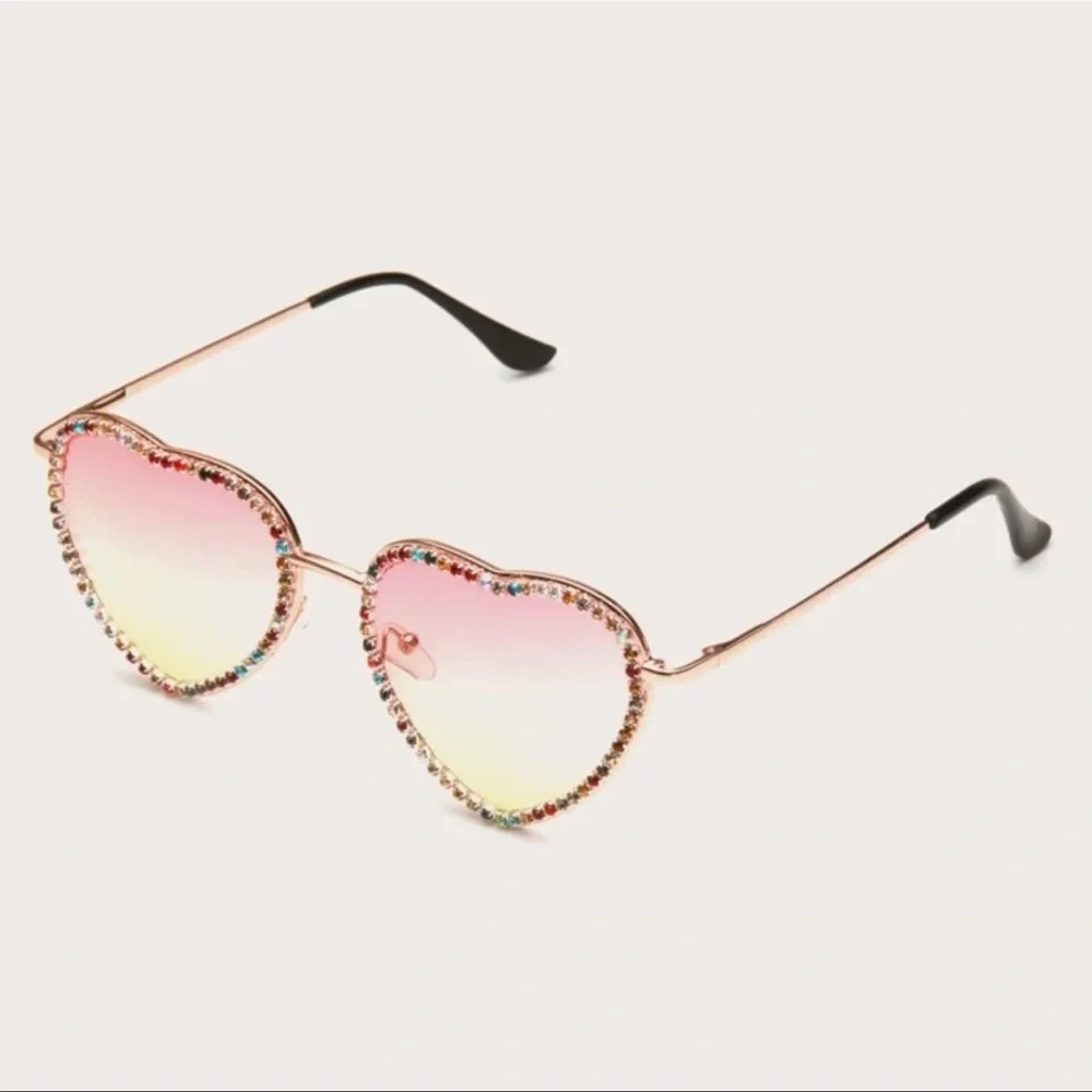 Heart Shaped Ombre Crystal Rhinestone Sunglasses Pink Yellow New with Case - Picture 2 of 4